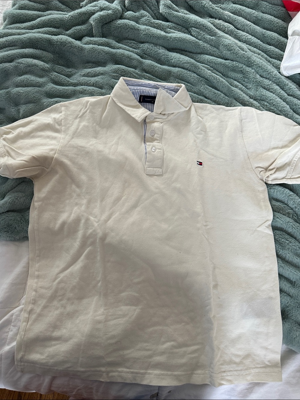 Tommy Hilfiger Men's Cream Polo with Chest Flag